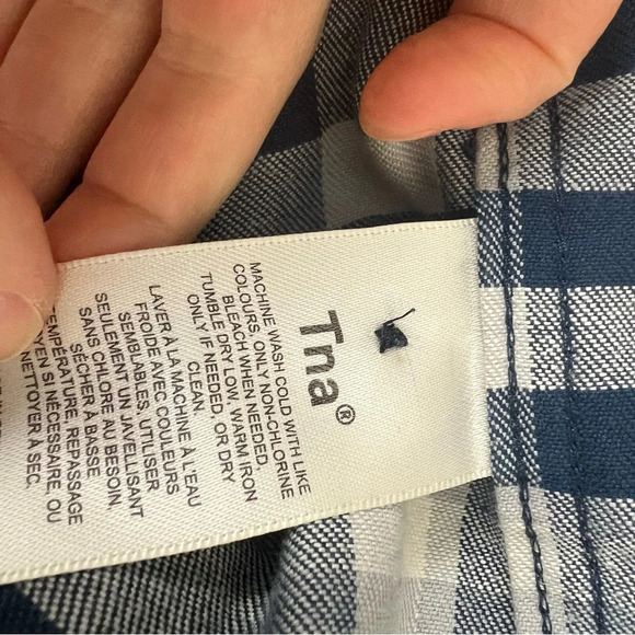 ARITZIA The Group by Babaton Fisher Flannel Button Down Shirt Size S Blue B2 - Picture 6 of 6